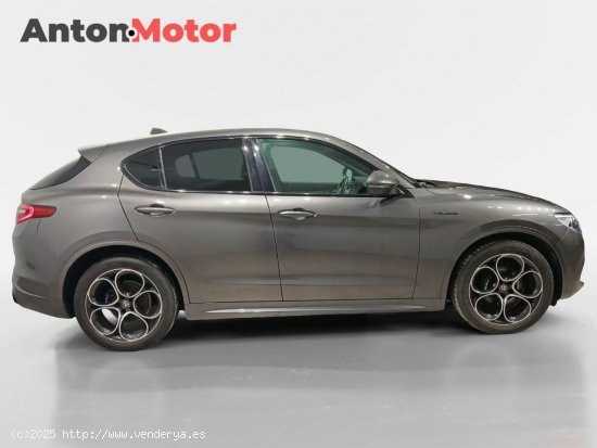 Alfa Romeo Stelvio 2.2 Diésel 154kW (210CV) Veloce Q4 - Álava