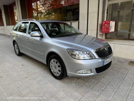 Skoda Octavia Combi 1.6 TDI CR Collection - Barcelona