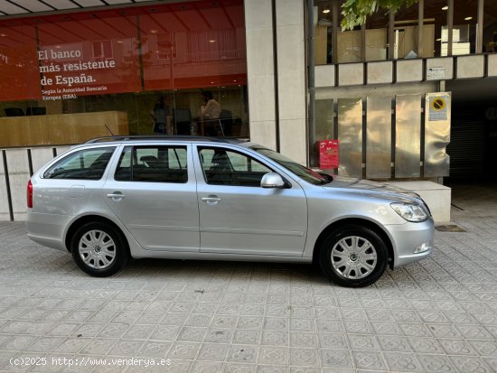 Skoda Octavia Combi 1.6 TDI CR Collection - Barcelona