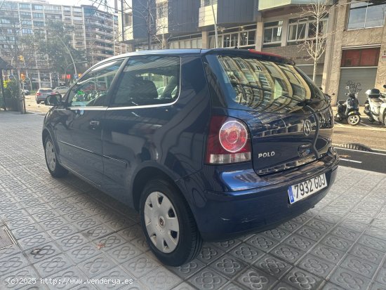 Volkswagen Polo 1.4 Edition 80cv - Barcelona