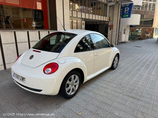 Volkswagen New Beetle 2.0 Auto - Barcelona