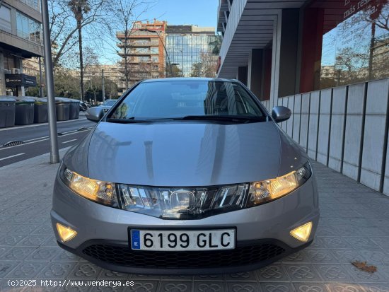 Honda Civic 2.2 i-CTDi Executive - Barcelona