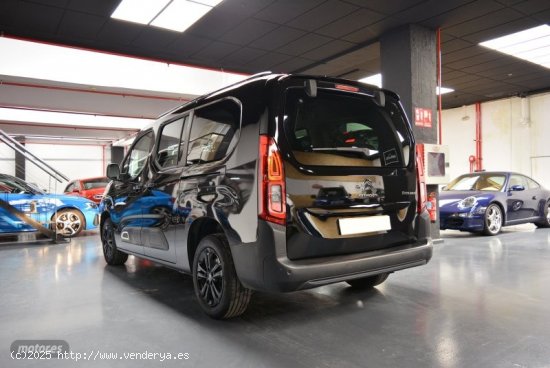 Citroen Berlingo BlueHDi 130 S&S Talla XL Shine 96 kW (130 CV) de 2021 con 117.000 Km por 20.200 EUR