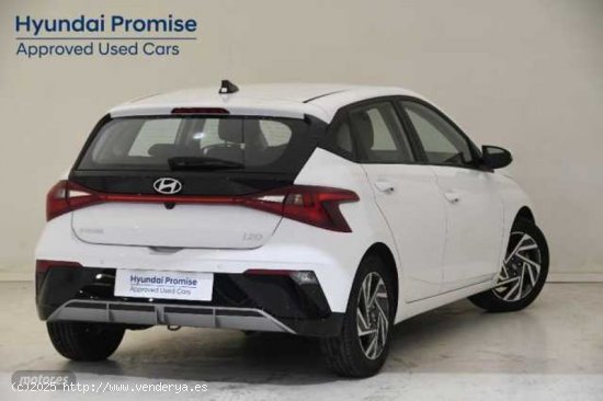 Hyundai i20 1.0 TGDI Klass 100 de 2024 con 15.983 Km por 18.900 EUR. en Burgos