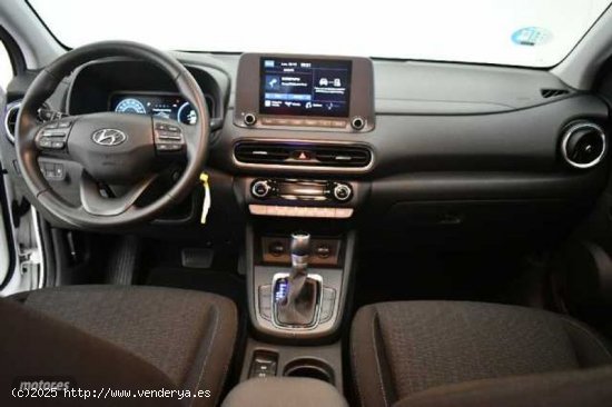 Hyundai Kona 1.6 GDI DT Maxx de 2023 con 18.644 Km por 24.900 EUR. en Burgos