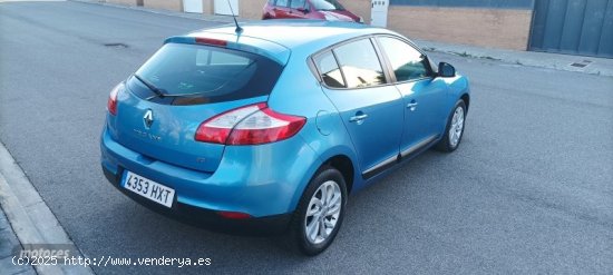 Renault Megane 3 1.5 DCI 110Cv Business de 2014 con 347.000 Km por 5.990 EUR. en Ciudad Real