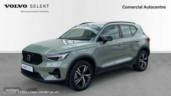  Volvo XC40 Plus, B3 mild hybrid, Gasolina, Dark de 2023 con 24.889 Km por 38.900 EUR. en Barcelona 