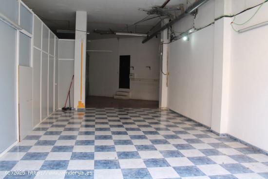  LOCAL COMERCIAL EN ALQUILER - BARCELONA 