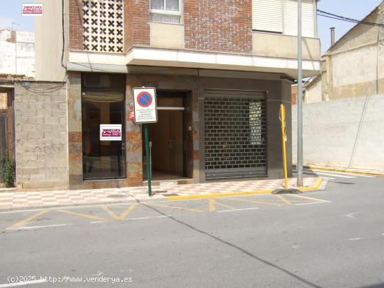 ALQUILER DE LOCAL COMERCIAL CENTRICO EN ALMUSSAFES (VALENCIA) - VALENCIA