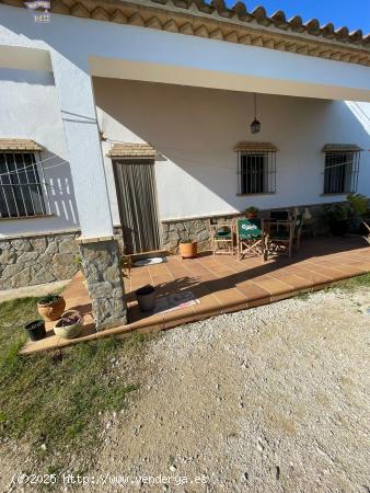  SE VENDE FINCA CON CASA POR LA ZONA DE LA VENTA DEL PAVO - CADIZ 