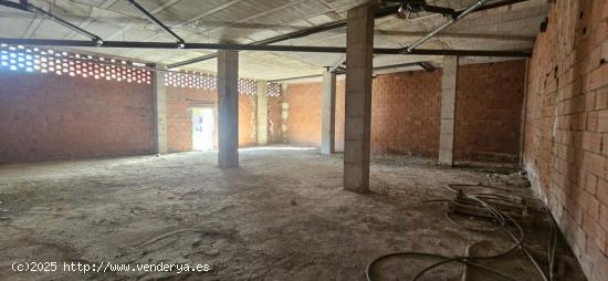 SE VENDE LOCAL COMERCIAL EN JAVALI NUEVO - MURCIA