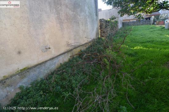 Se vende casa para restaurar con terreno en Carreira con vistas al mar y - A CORUÑA