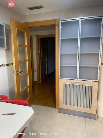 PRECIOSO CHALET PARA ENTRAR A VIVIR EN FACULTAD DE MEDICINA - ALBACETE