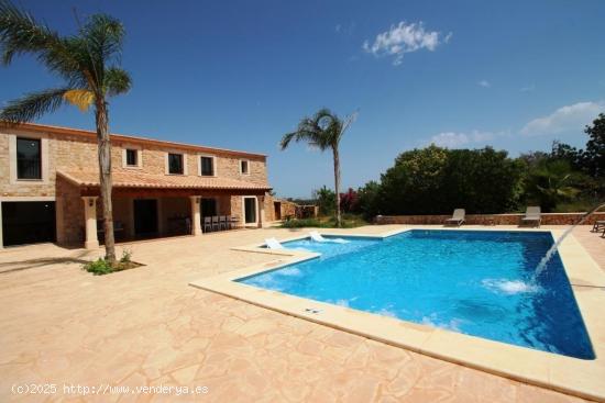 Villa de lujo a alquilar a medio camino entre Santanyi y Campos - BALEARES