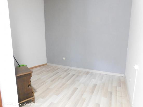 LOCAL COMERCIAL CON TRASTERO JUNTO AL AYUNTAMIENTO Y CORREOS - TOLEDO