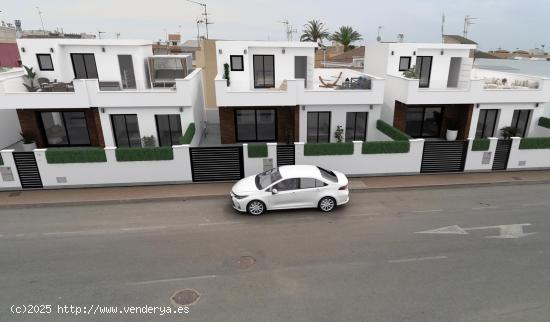 Complejo de 4 villas en San Pedro del Pinatar (Murcia) - MURCIA