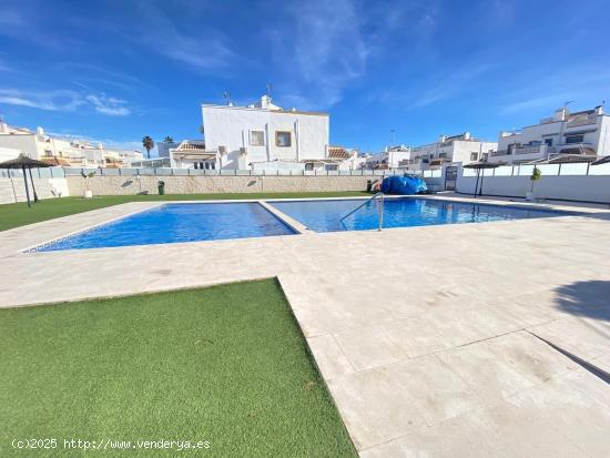  Casa Triplex en buen estado, El Salado-Torreta - ALICANTE 