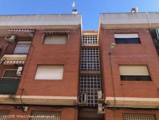  Piso 2ª Planta a la venta en Barrio del Progreso San Benito - MURCIA 