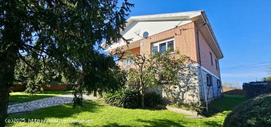 CHALET UNIFAMILIAR CON JARDÍN EN POLANCO - CANTABRIA