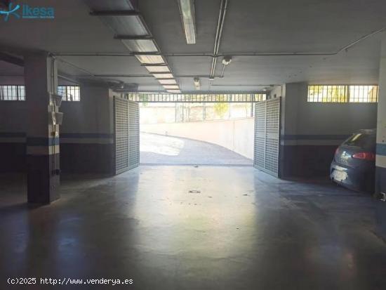 PLAZA DE PARKING EN SEÑORIO DE CUBILLAS (ATARFE) - GRANADA