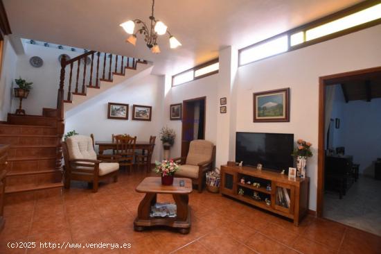 Casa independiente en venta en Chio Guia De Isora Tenerife - SANTA CRUZ DE TENERIFE