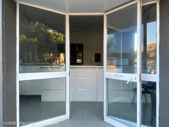 Oficina en venta en Fuengirola (Málaga)