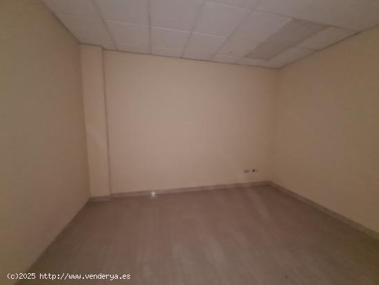 ALG622 - LOCAL COMERCIAL DE 47M2 EN RONDA DEL CALVARI DE ALGEMESÍ - VALENCIA