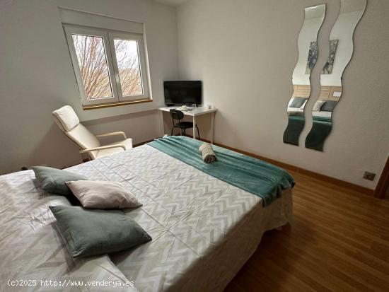  Alquiler de habitaciones en piso de 4 dormitorios en Alcalá De Henares - MADRID 