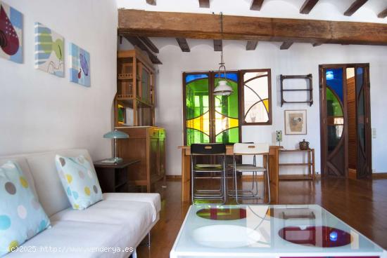  Apartamento entero de 1 dormitorio en València - VALENCIA 