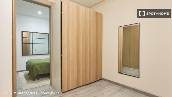 Apartamento entero de 2 dormitorios en Barcelona. - BARCELONA