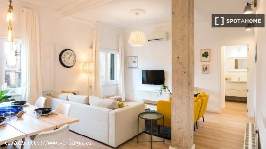 Piso de 3 habitaciones en alquiler en Valencia - VALENCIA