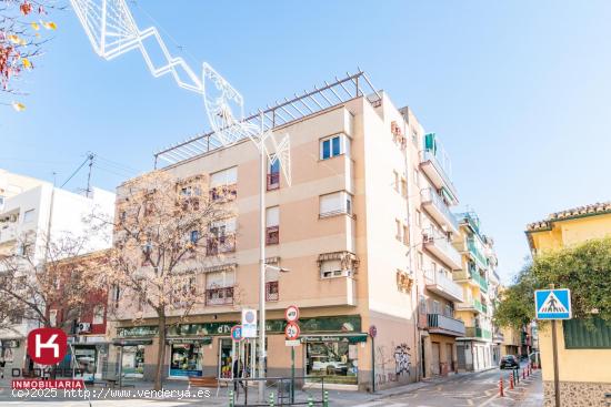  Piso a pocos metros del Campus de La Salud - GRANADA 