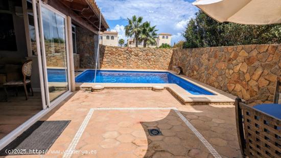  Chalet adosado con piscina en Sa Torre - BALEARES 