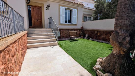 Chalet adosado con piscina en Sa Torre - BALEARES