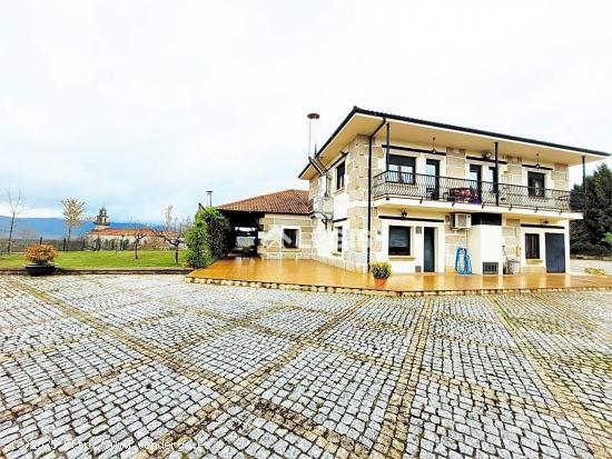 RESTAURANT CON VIVIENDA Y TERRENO EN VERIN OURENSE - ORENSE