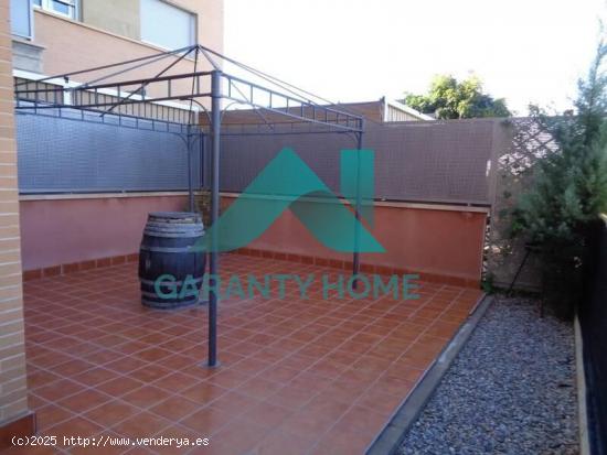 ¡SE VENDE APARTAMENTO EN ZONA MACONDO, CÁCERES! 🏡✨ - CACERES