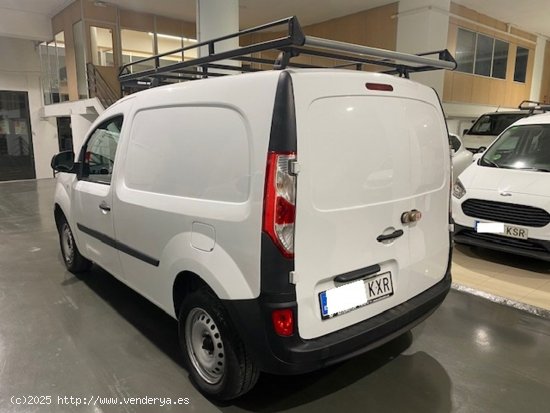 Renault Kangoo Fg. 1.5dCi Profesional 75cv. - GARANTIA MECANICA - Barcelona