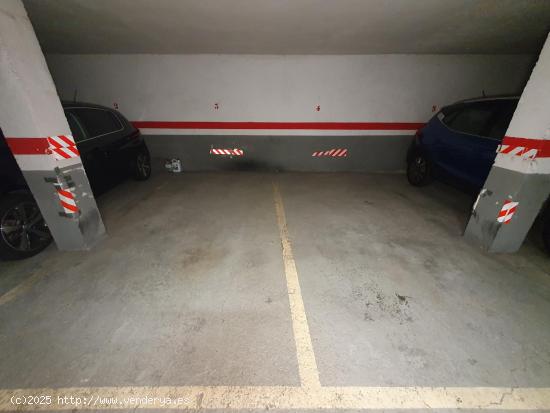  PARKING DOBLE EN BARCELONA ZONA LA SAGRERA - BARCELONA 