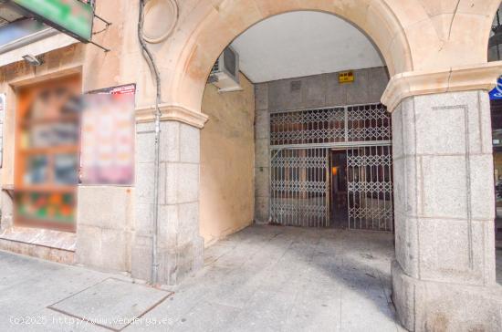 Urbis te ofrece un local comercial en alquiler en zona Centro, Salamanca. - SALAMANCA