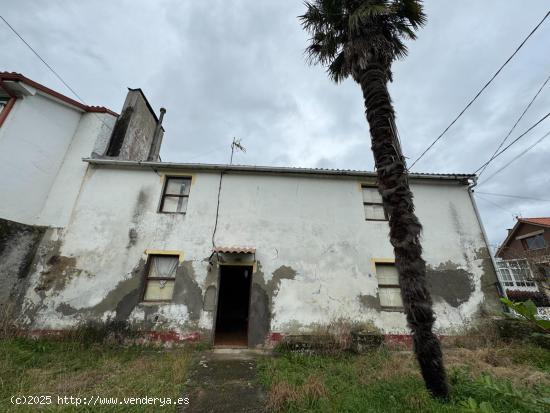 Casa adosada muy cerca del centro de Sada. - A CORUÑA