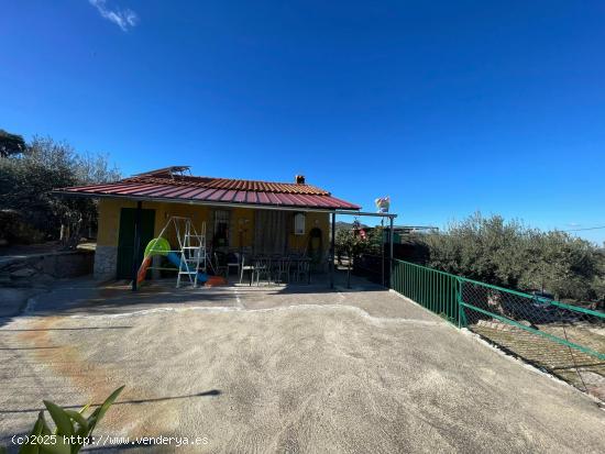  CASA DE CAMPO EN MONTÁNCHEZ - CACERES 