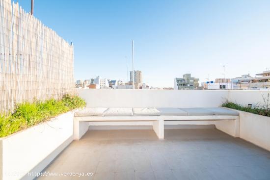 MARAVILLOSO ÁTICO REFORMADO CON TERRAZA EN PLANTA EN ES FORTÍ - BALEARES