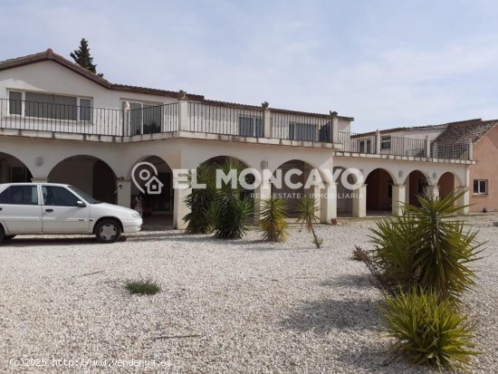  Villa en venta en Crevillent (Alicante) 