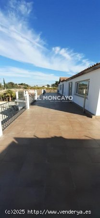 Villa en venta en Crevillent (Alicante)