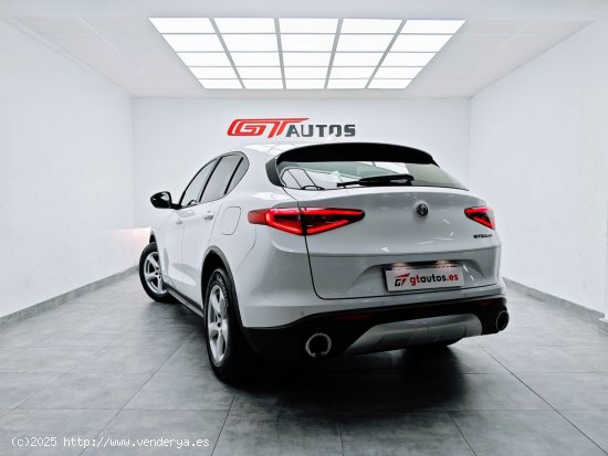 Alfa Romeo Stelvio 2.2 JTDM Super 2WD 180CV - Málaga