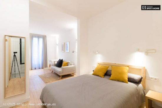  Acogedor estudio sobre jardín con baño en Gracia norte Co-Living - BARCELONA 