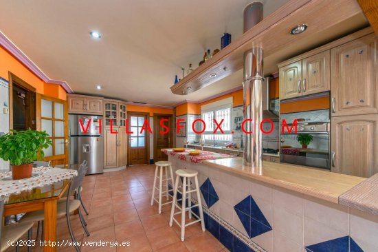  Villa en venta en San Miguel de Salinas (Alicante) 