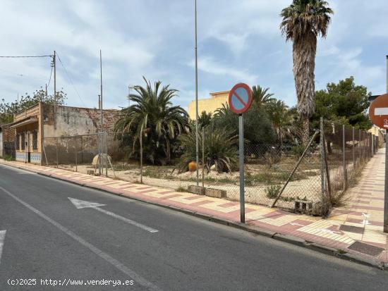 Oportunidad Única para Inversores y Particulares: Solar Urbano en Venta en Campello - ALICANTE