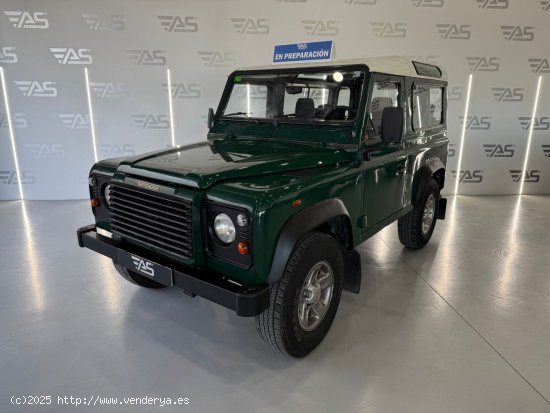  Land-Rover Defender 90 2.5TD5 Techo Duro - Figueres 