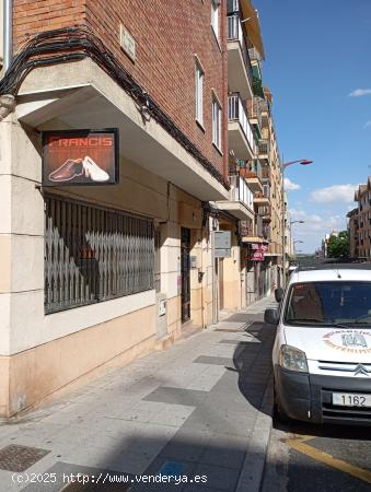 ALQUILER DE LOCAL CERCA DEL CENTRO CIUDAD - SALAMANCA